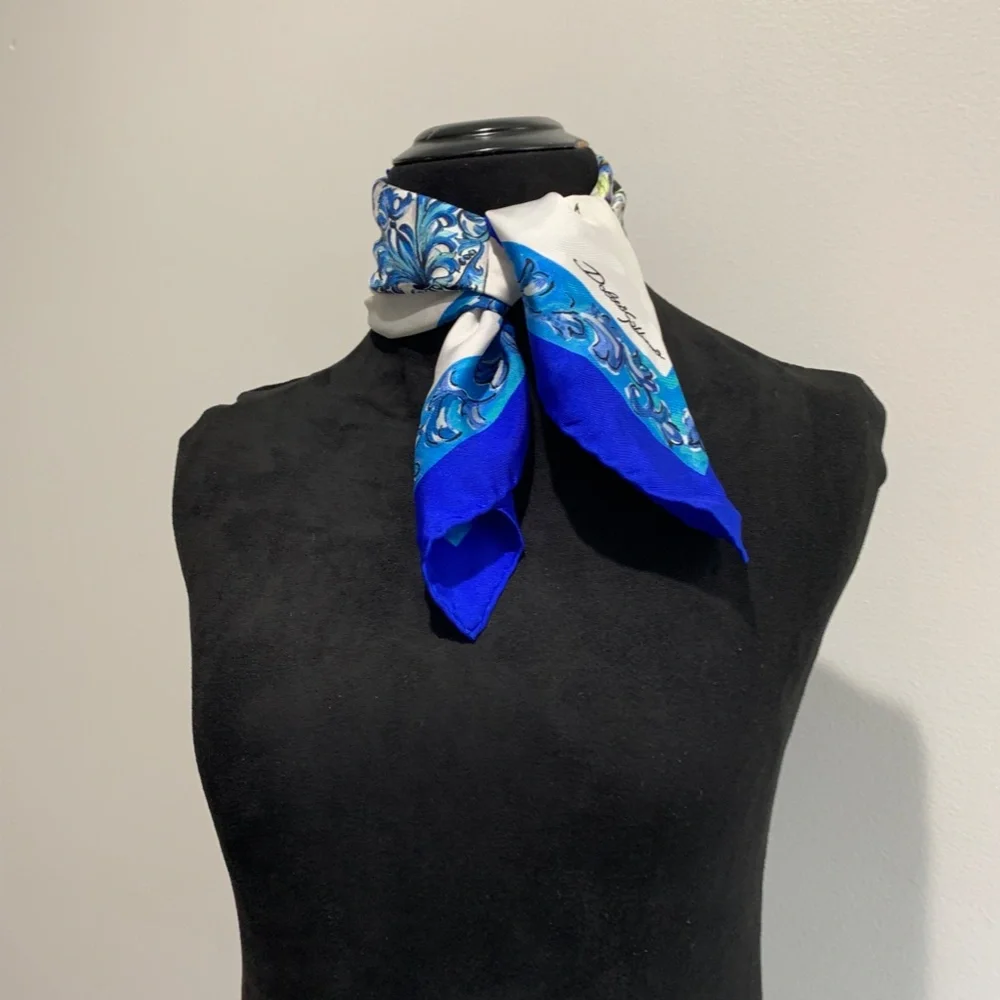 DOLCE & GABBANA Square Silk Scarf Blue white Vase floral flower 50x50 twilly D&G